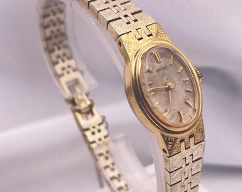 SEIKO ソシエ レディース 腕時計 ゴールド 希少 ヴィンテージ 希少~美品 SEIKOセイコー時計レディース腕時計 スクエア