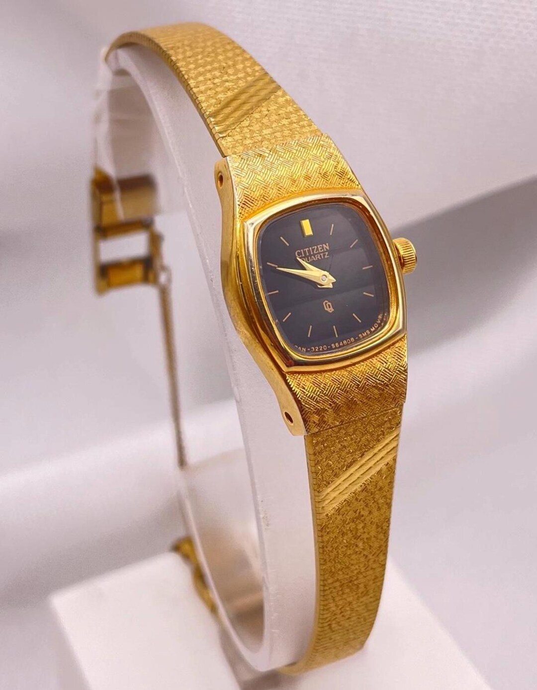 レディース【腕時計】JAPAN KALEIDOSCOPE SOCIETY 1980s Vintage Ladies CITIZEN Wristwatch (by Seiko) Gold