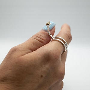 Flip Open Flower Ring: Kinetic Fidget Ring, Unique Floral Statement Rings