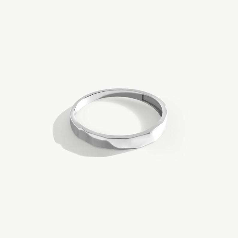 Anillo facetado de oro macizo de 14 quilates con corte de diamante imagen 9