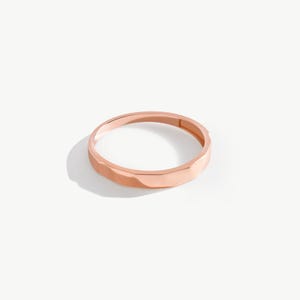 Anillo facetado de oro macizo de 14 quilates con corte de diamante imagen 6