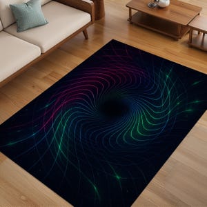 Könnte beinhalten: Abstrakter Teppich mit einem wirbelnden Design in Schwarz, Blau, Grün und Pink. Der Teppich hat einen dunklen Hintergrund mit einem schwarzen Loch in der Mitte.