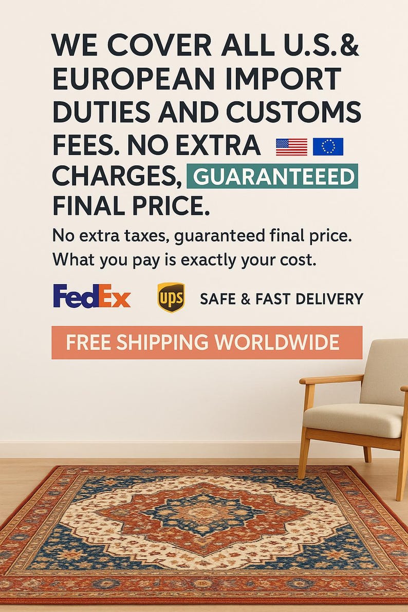 Puede incluir: Una alfombra estampada en tonos beige, azul y &oacute;xido, colocada sobre un suelo de madera. La imagen incluye un sill&oacute;n beige y texto que dice "WE COVER ALL U.S. & EUROPEAN IMPORT DUTIES AND CUSTOMS FEES. NO EXTRA CHARGES, GUARANTEED FINAL PRICE."