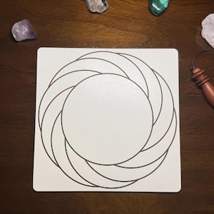 Vortex (Turbilhão) radiesthesiebord (radiografiek) - 1/8" (3 mm) witte MDF, 21 x 21 cm