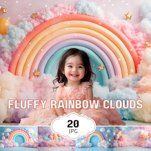 Könnte beinhalten: Ein junges Mädchen in einem pfirsichfarbenen Kleid sitzt vor einem Regenbogenbogen aus pastellfarbenen Ballons. Der Hintergrund ist eine flauschige, pastellfarbene Wolkenkulisse. Der Text "FLUFFY RAINBOW CLOUDS" ist in weißen Buchstaben auf dem Bild geschrieben. Die Zahl "20" und das Wort "JPG" sind in weißen Buchstaben auf einem weißen Kreis geschrieben.