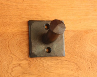 Gancho para bata, abrigo o sombrero de acero forjado a mano ~ Redondo