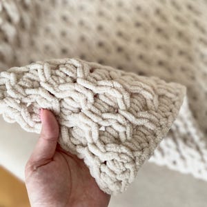 Chunky Baby Blanket | Soft Knit Throw for Nursery | Finger Knit Blanket | Custom Size and Color | Handmade Baby Shower Gift