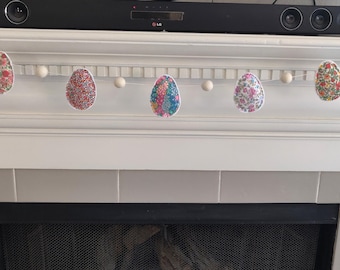 Guirlande d'oeufs de Pâques en tissu Liberty