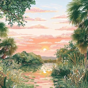 Puede incluir: Una pintura de paisaje serena representa una puesta de sol sobre una tranquila masa de agua. Palmeras y exuberante vegetaci&oacute;n enmarcan la escena, con el sol proyectando un c&aacute;lido resplandor sobre el agua y las nubes. La obra evoca tranquilidad.