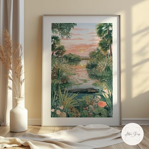 Puede incluir: Impresi&oacute;n art&iacute;stica enmarcada que representa una serena escena de pantano al atardecer. La obra presenta un caim&aacute;n en el agua, rodeado de exuberante vegetaci&oacute;n, palmeras y flores. El cielo est&aacute; pintado con c&aacute;lidos tonos rosados y anaranjados.