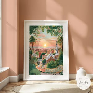 Pode incluir: Uma impress&atilde;o de arte emoldurada com uma cena urbana ao p&ocirc;r do sol. A obra de arte mostra palmeiras, edif&iacute;cios e um banco de mosaicos. A impress&atilde;o est&aacute; em uma moldura branca, contra uma parede cor de p&ecirc;ssego.