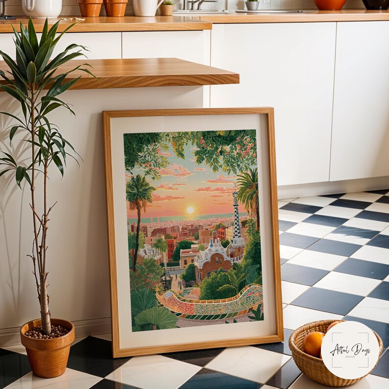 Pode incluir: Uma impress&atilde;o emoldurada de uma vibrante paisagem urbana ao p&ocirc;r do sol. A obra de arte retrata um parque com edif&iacute;cios coloridos, palmeiras e uma torre distinta. A cena &eacute; emoldurada por uma vegeta&ccedil;&atilde;o exuberante, com uma luz dourada e quente iluminando o horizonte.