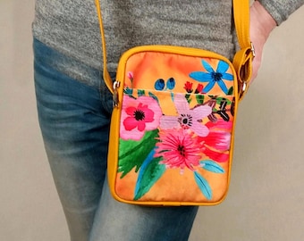 Phone Crossbody Purse, Small Crossbody Bag, Vegan Cross Body Bag, Women's Phone Purse, Boho Mini Purse, Small Boho Crossbody Bag, Phone Bag