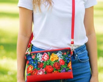Borsa a tracolla unica con design popolare ucraino, leggera e colorata, con fiori vintage, stile slavo, borsa in stile rustico Taystra, borsa Vyshyvanka