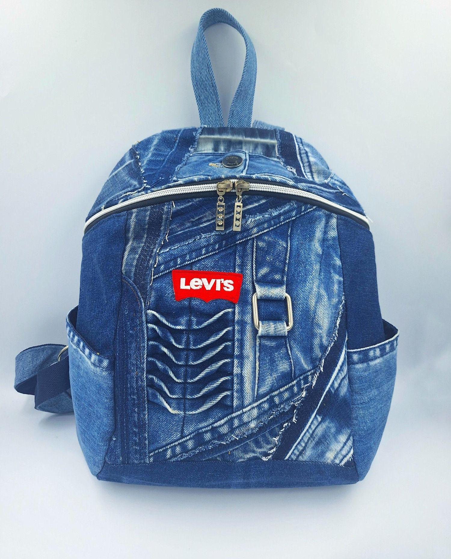 バッグ LEVI'S BIG-E DENIM POUCH 1970s Denim Pouch - Dark Wash | Levi's® US