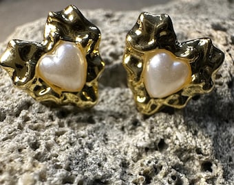 Hammered Heart Earrings with Central Pearl
