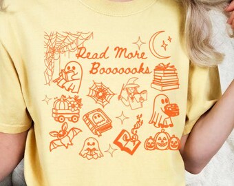 Reading Teacher Halloween Teacher Shirt, Halloween Shirts Comfort Colors, Fall Teacher Tee-shirts, book lovers halloween shirt, ELA Teacher