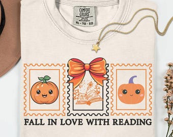 Camiseta de professor de outono com cores confortáveis, camiseta de volta às aulas, camiseta de professor de leitura, camiseta de Halloween para professor de leitura, camisetas fofas coloridas de outono