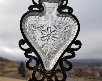 Upcycled Crystal - Vintage spade-shaped dish Wind Chime