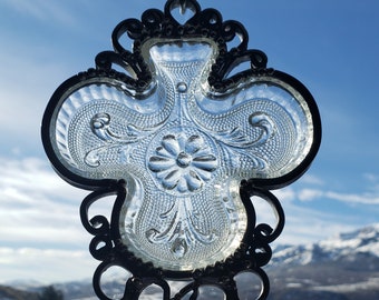 Crystal Shamrock - Vintage club-shaped dish Wind Chime