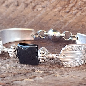 Spoon Bracelet - Stunning Silverware Bracelet With Black Onyx -Size Small (6 1/4&quot;)
