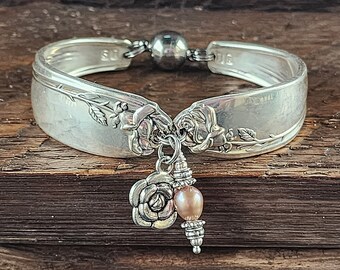 Spoon Bracelet - Stunning Silverware Bracelet with A Genuine Freshwater Pearl - Size Small (6")