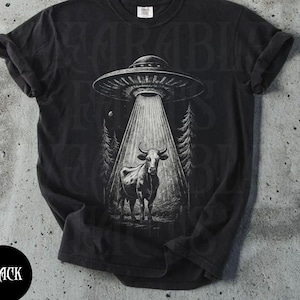 UFO Cow Abduction Shirt, Funny Vintage Retro Graphic Alien Tshirt, Unisex Comfort Colors T Shirt, Paranormal Oversized Aesthetic UFO Tee