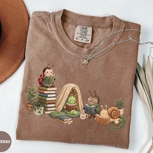 Cottagecore Insect Shirt, Reading Shirt, Book Lover Tee, Cozy Reader Gift, Librarian Teacher, Bookish Gift Espresso