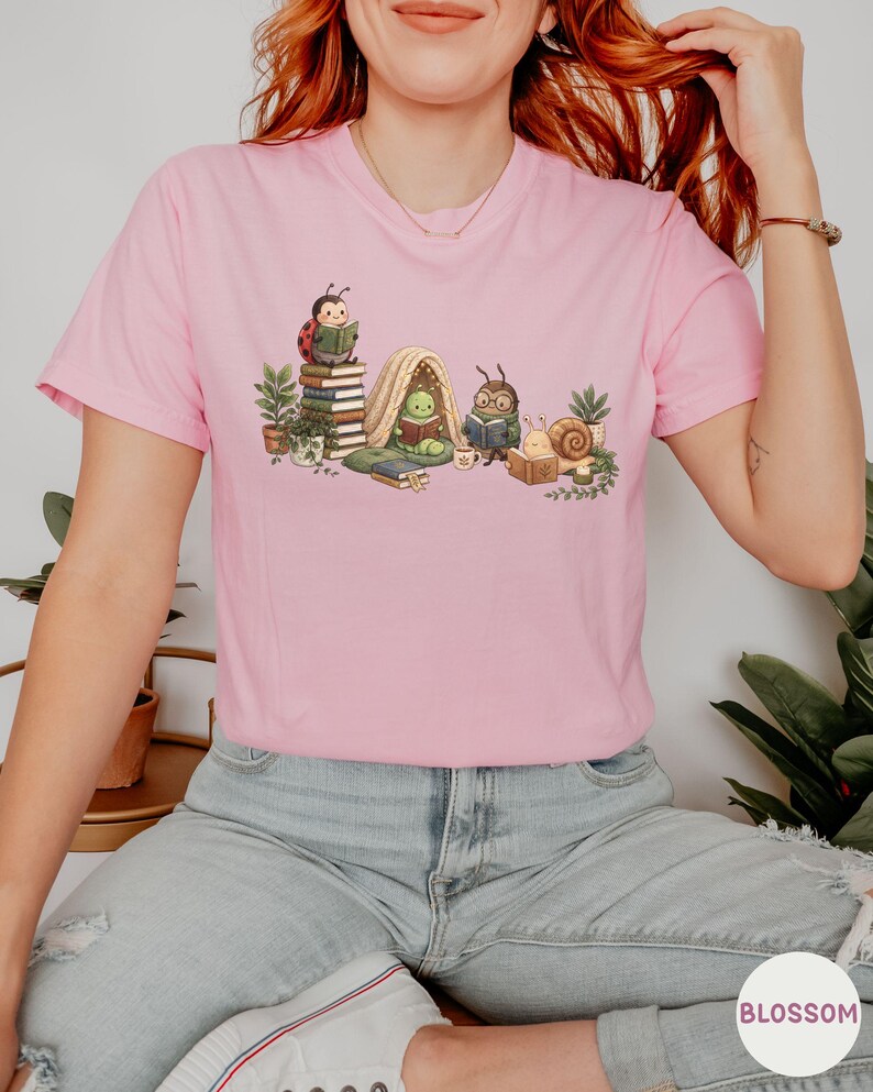 Cottagecore Insect Shirt, Reading Shirt, Book Lover Tee, Cozy Reader Gift, Librarian Teacher, Bookish Gift Blossom