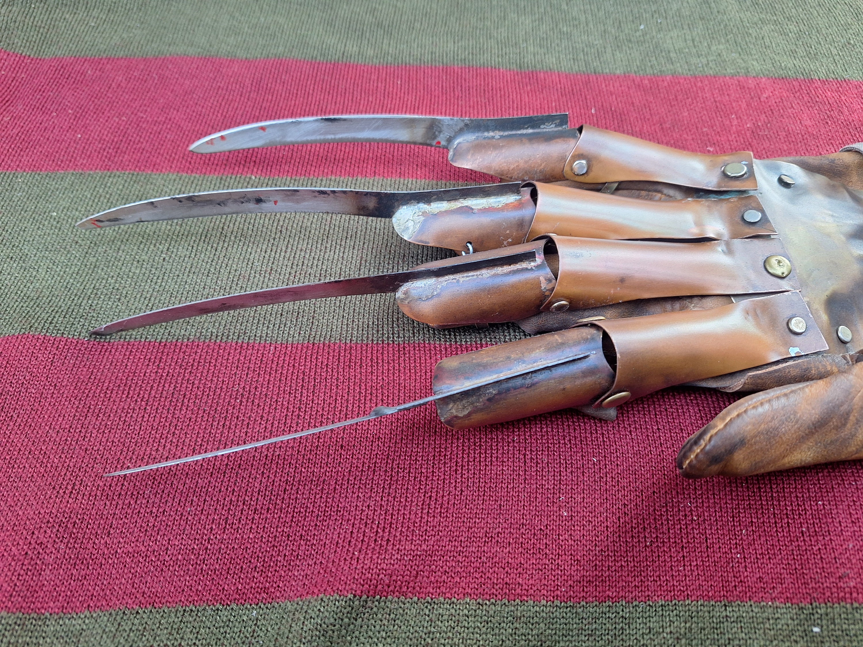 フレディ グローブ レプリカ パート2 フレディ グローブ レプリカ パート2 フレディ グローブ レプリカ