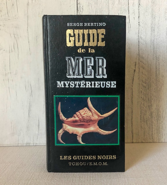 Guide de la Mer Mysterieuse, 1970, French Vintage Book