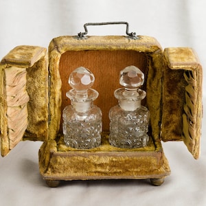 19th C. French Scent Bottle Velvet Presentation Caddy, Casket box