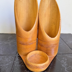 Vintage Bamboo Utensil Holder – Hand Carved Jamaica W.I. Souvenir Flatware Caddy with Toothpick Cup, Retro Kitchen Decor - k