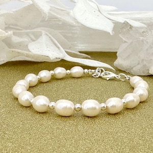 AA Freshwater Pearl Bracelet, Dainty Pearl  Bracelet, Any Occasion Bracelet, Feminine Energy, June Birthstone