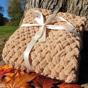Extra Soft Puffy Knitted Baby Blanket – Soft & Cozy Nursery Must-Have