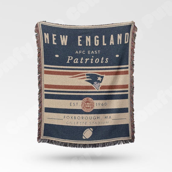 New England Patriots Vintage-Styled Woven Blanket / Retro Football Throw / NFL Team Decor / Classic Football Fan Gift