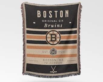 Boston Bruins Vintage-Styled Woven Blanket / Retro Hockey Throw / NHL Team Decor / Classic Hockey Fan Gift