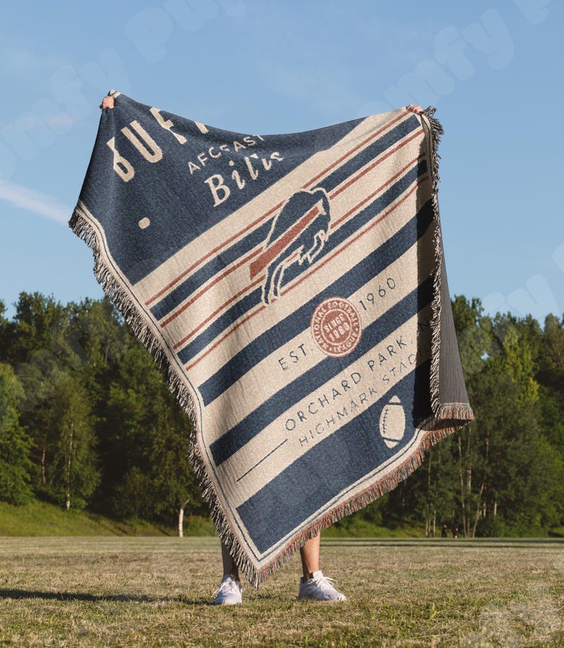 Buffalo Bills Vintage-Styled Woven Blanket / Retro Football Throw / NFL Team Decor / Classic Football Fan Gift image 4