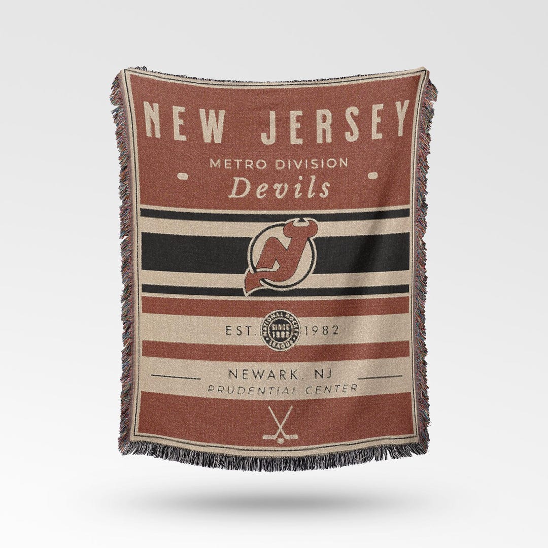 New Jersey Devils Vintage-styled Woven Blanket / Retro Hockey