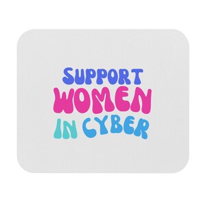 Alfombrilla de ratón para ingeniero de ciberseguridad, accesorios de escritorio para mujeres en tecnología, alfombrilla rectangular con diseño divertido, accesorios de computadora para ella.