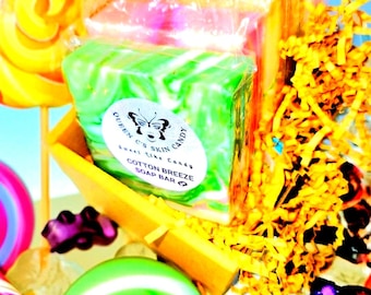 Soap Gift Box - 5 pack large bars (includes soap pouch) - 21 different scents to choose from