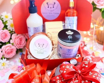 Deluxe EDP Perfume Gift Box: Whipped Body Butter, Oil, Lotion, Soap, Candle