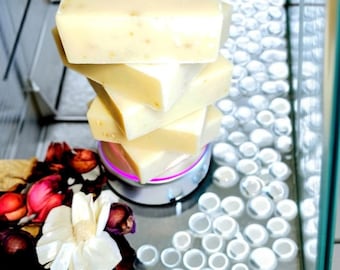 Handmade Soap Bar (1 bar 4.5 oz) - 21 different scents to choose from (Includes soap pouch). Spa Gift Basket, Relaxation Gift Set, Self Care