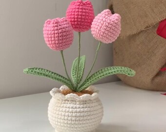 Crochet flower in pot, personalized gift for teacher, home decoration, pink tulip, desk decoration, tulip in pot, tulip bouquet, mother day