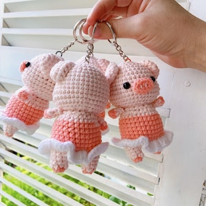 Crochet Cute Pig Keychain, Adorable Animal Gift, Amigurumi Piggy Charm for Bags & Keys, Crochet Funny Pig Plush Toy Keychains
