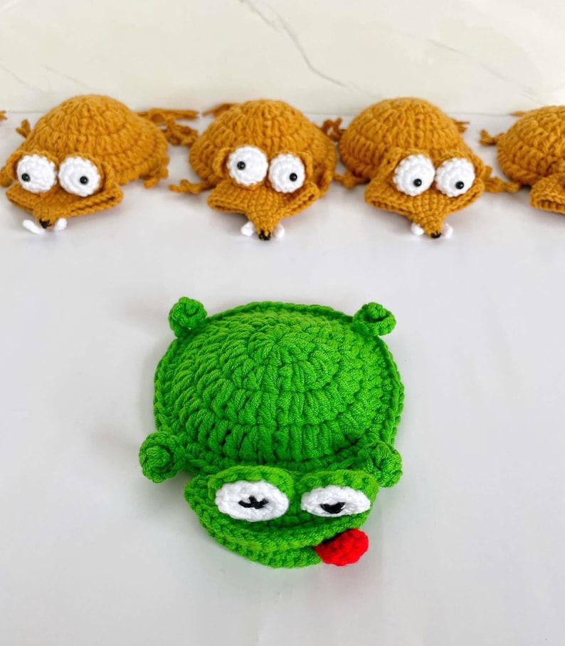 Crochet Squirrel & Lizard Mug Rug, Animal Crochet Coasters, Amigurumi Cup Holder, Cute Handmade Drink Mat, Turtle Mouse Goose Frog Coasters image 7