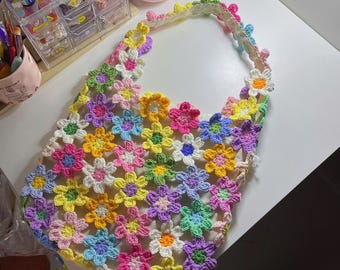 Crochet Flower Shoulder Bag: Handmade Boho Tote with Pocket