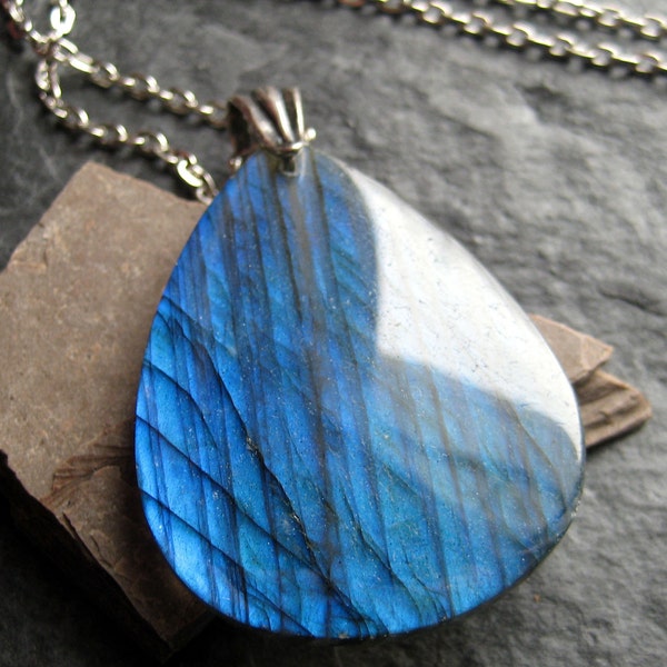 Electric Blue Labradorite Necklace