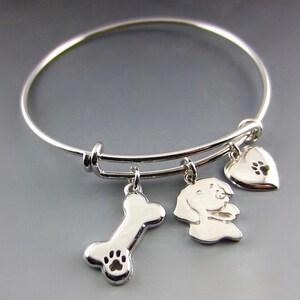 Engravable Three Charm Expandable Bracelet With Retriever Head, Heart, and Dog Bone