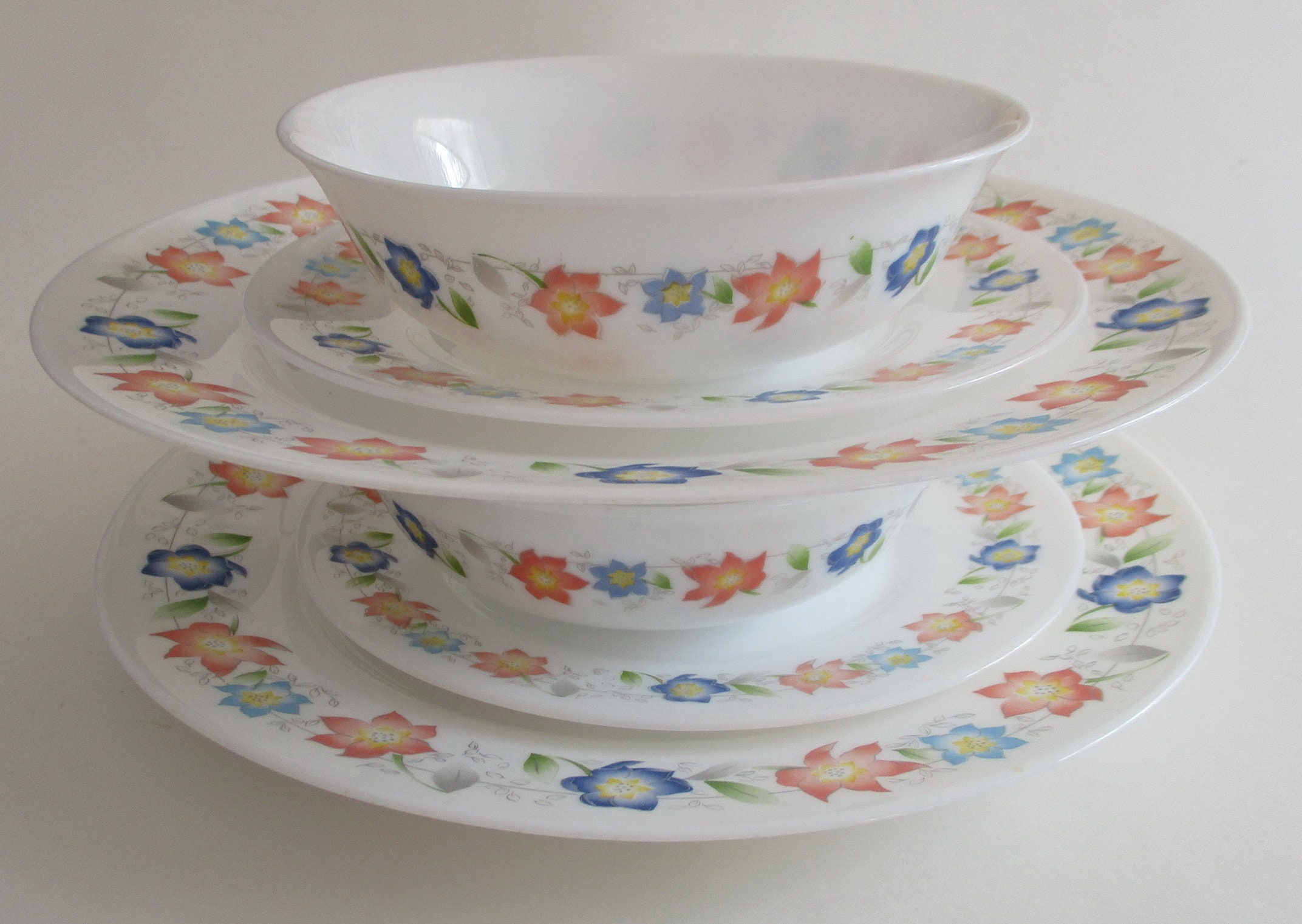 2 Vintage ARCOPAL Glass Dinner Plates 10.75 in. dia. White Etsy